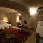 Szálloda Grand Cave 3*