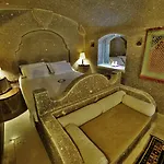 Grand Cave Szálloda 3*