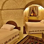 Grand Cave