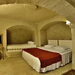 Grand Cave Hotel