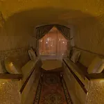 Grand Cave 3*