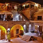 Hotel Grand Cave 3*