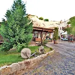 Grand Cave Hotel