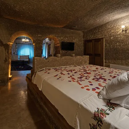 Grand Cave Szálloda