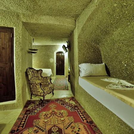 Grand Cave Szálloda 3*