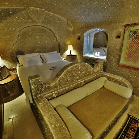 Grand Cave Szálloda 3*