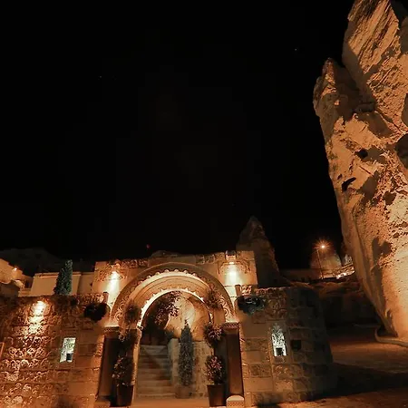 Grand Cave