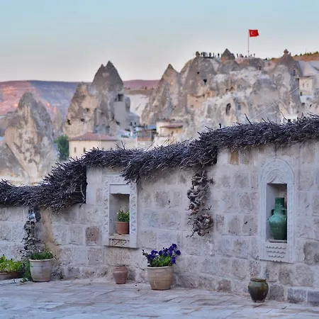 Grand Cave Hotel