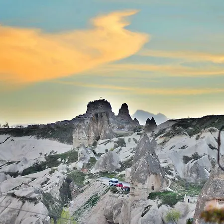 Grand Cave Hotel