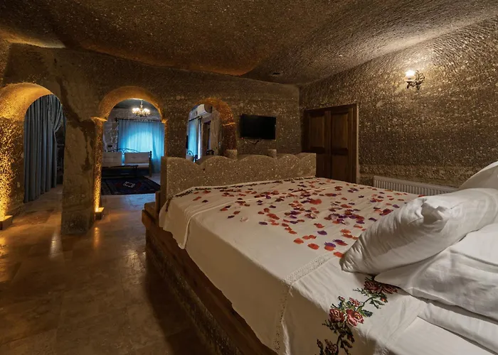 Grand Cave Hotell